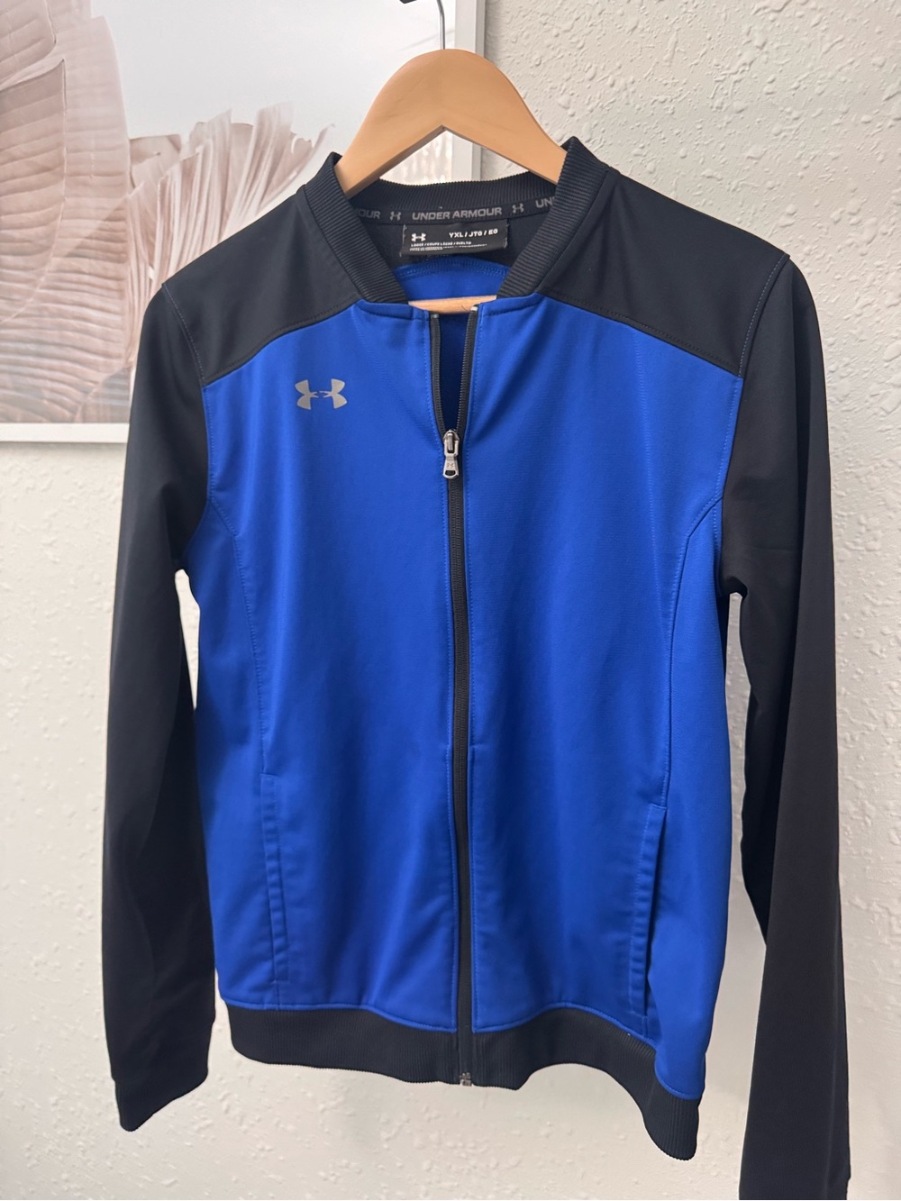 Under Armour Royal Blue & Black Zip-Front Athletic Jacket EUC